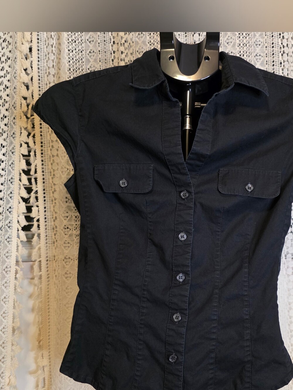 H&M Y2K Black Fitted Button Down Cap Sleeve Shirt Size 6